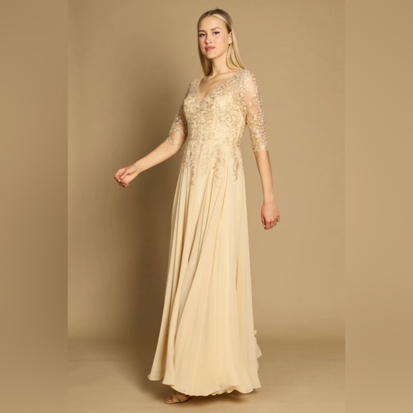 Dylan & Davids Long Sleeve Chiffon Formal Evening Dress - Picture 2 of 4